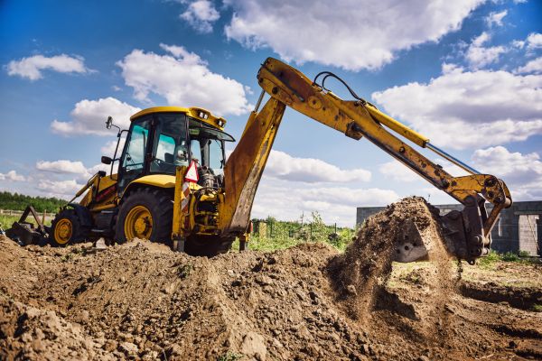 Cost of Backhoe Digging Service in Brentwood