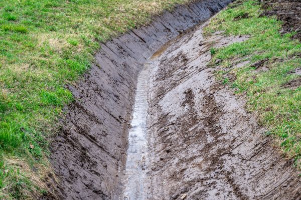 Cost of Drainage Ditch Repair in Brentwood